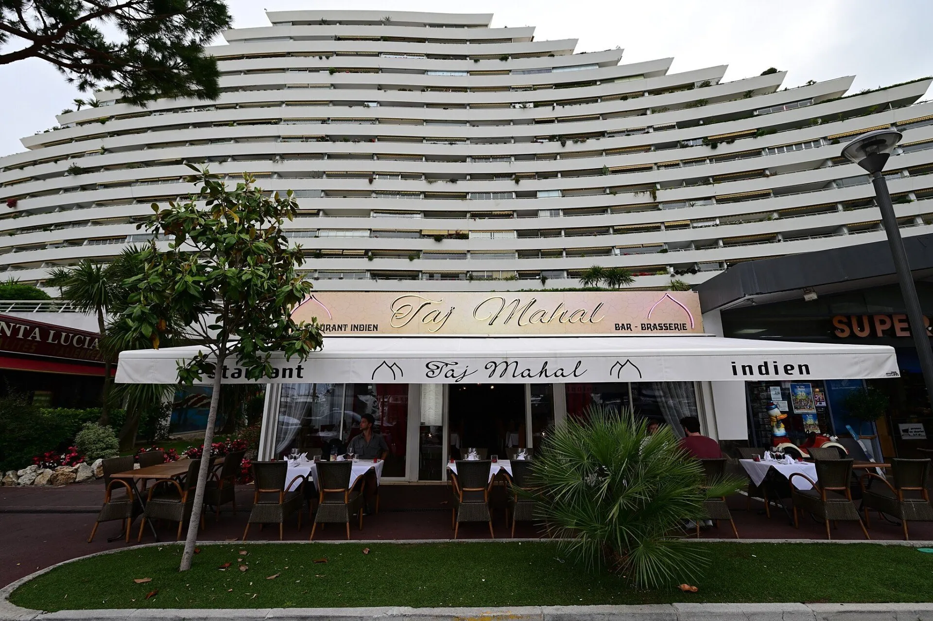 Taj Mahal restaurant exterior and terrace